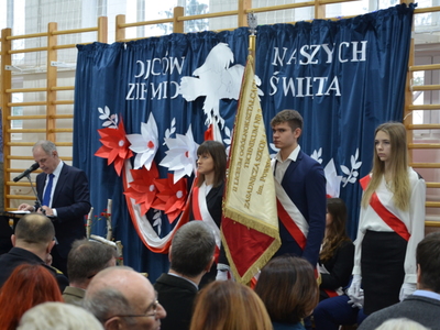 Uroczystość w ZS Nr 2 w Ostrowi Mazowieckiej