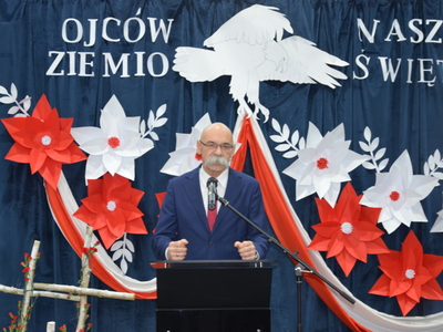 Uroczystość w ZS Nr 2 w Ostrowi Mazowieckiej
