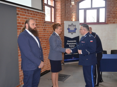 Roczna odprawa ostrowskich policjantów