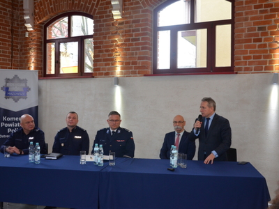 Roczna odprawa ostrowskich policjantów