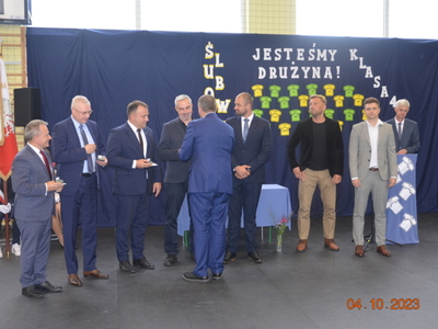 uroczystość w SP nr 2