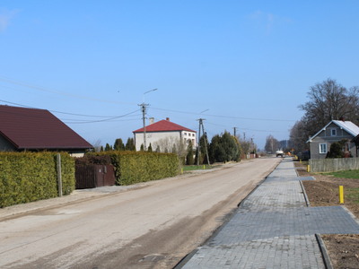Budowa chodnika w Bogutach-Pianki dobiegła końca