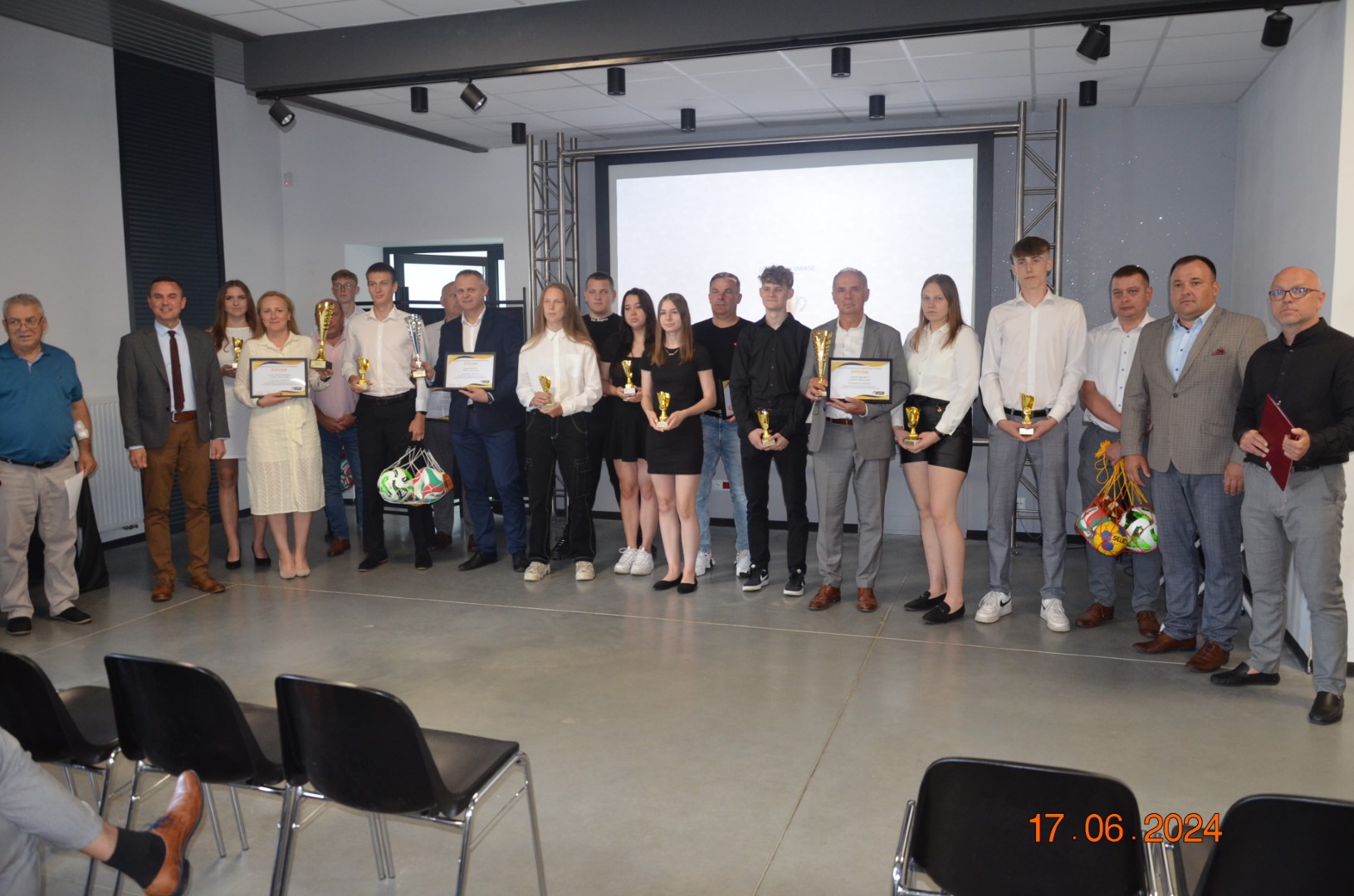 PODSUMOWANIE POWIATOWEGO SPORTOWEGO ROKU SZKOLNEGO 2023/2024