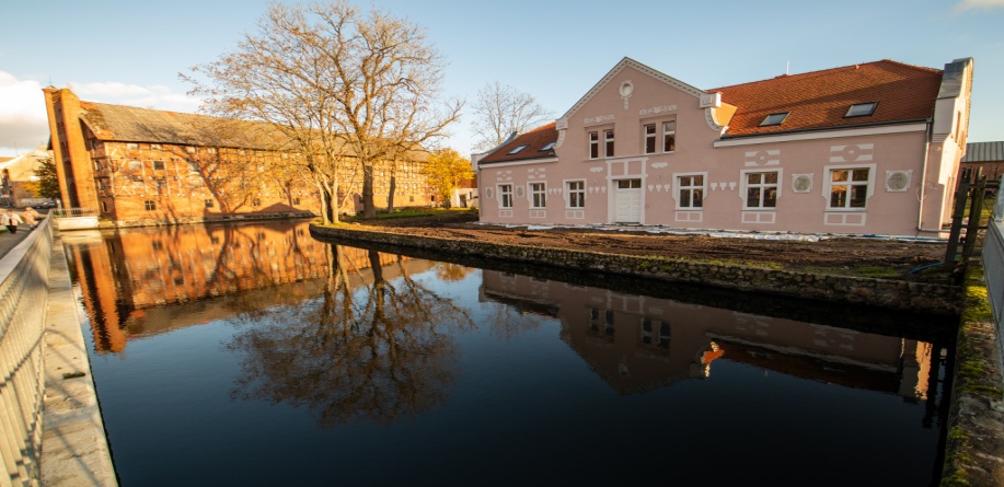 dworek na wyspie biskupiej