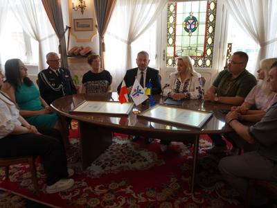 podpisanie umowy partnerskiej