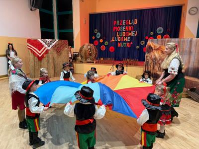 przedszkolny przegląd piosenki ludowej