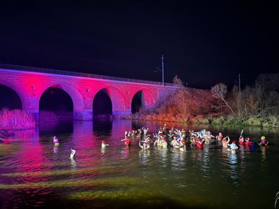 Wieczorne Mikołajkowe Morsowanie „Morsy w blasku księżyca”