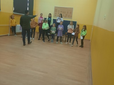Warsztaty teatralne w gminnych szkołach