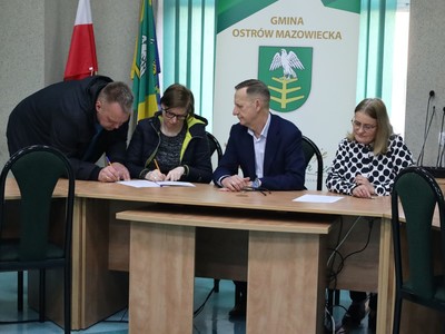 Kolejne umowy w ramach gminnego Programu 5000+ podpisane!