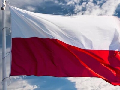 2 maja Dniem Flagi Rzeczypospolitej Polskiej