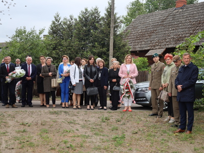 Uroczystość odsłonięcia Pomnika w Kozikach
