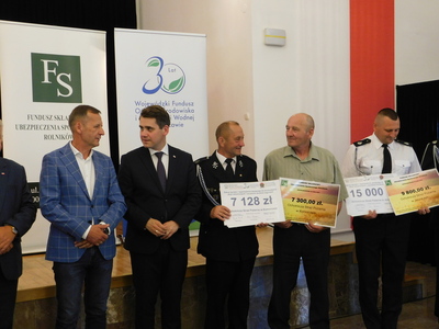 Kolejne środki finansowe dla Ochotniczych Straży Pożarnych 
z terenu Gminy Ostrów Mazowiecka 
